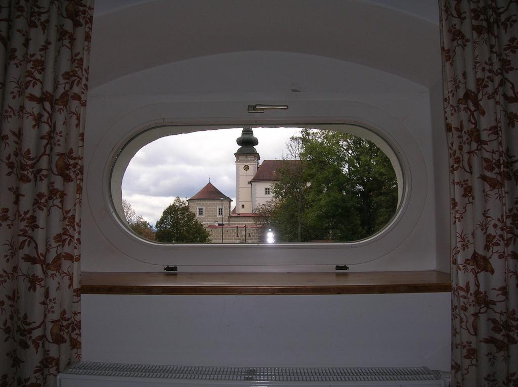 Schlossbrauerei Weinberg - Erste Ooe. Gasthausbrauerei Hotell Kefermarkt Rum bild