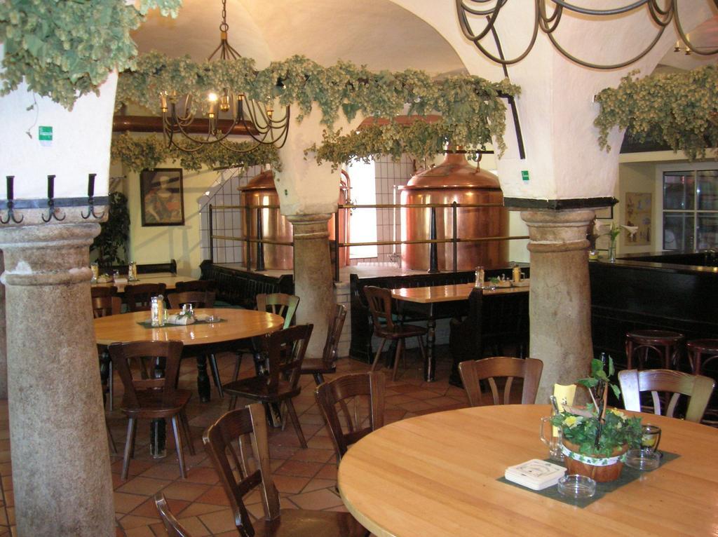Schlossbrauerei Weinberg - Erste Ooe. Gasthausbrauerei Kefermarkt Exteriör bild