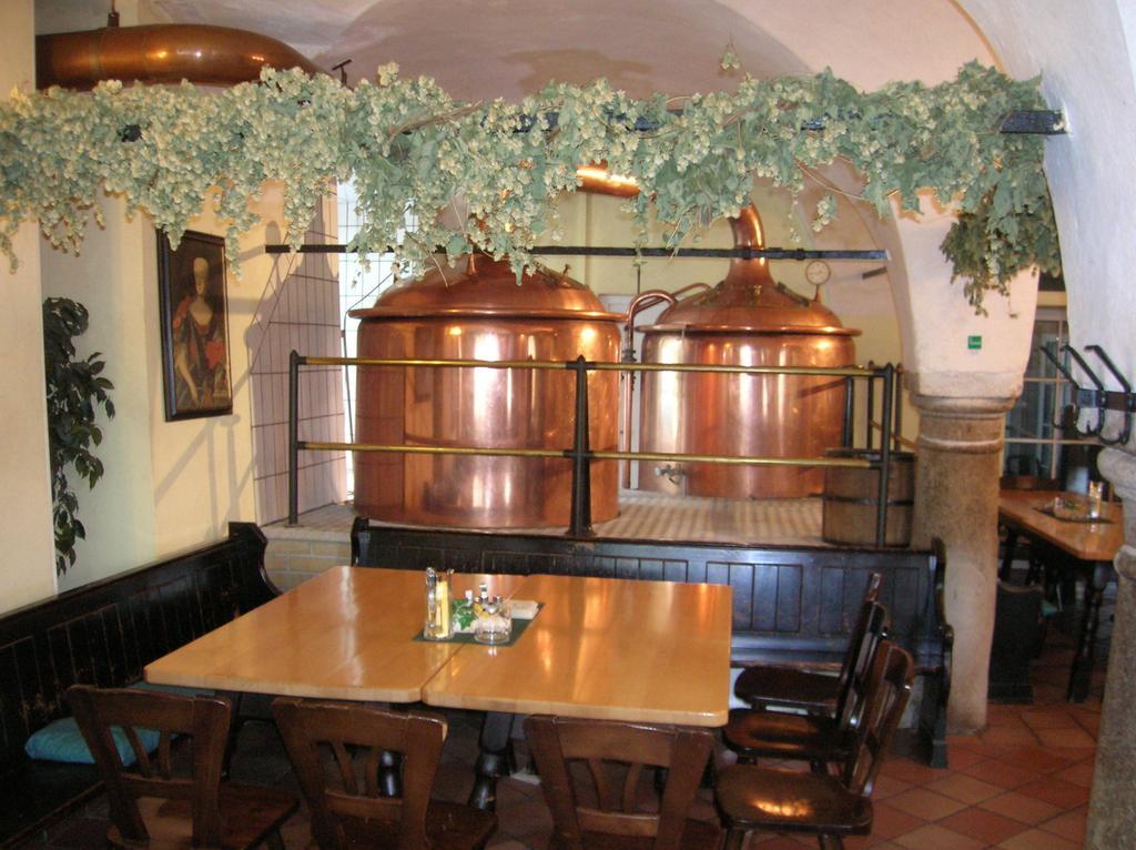 Schlossbrauerei Weinberg - Erste Ooe. Gasthausbrauerei Kefermarkt Exteriör bild